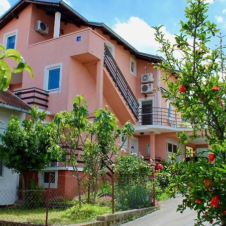 Apartments With A Parking Space Bilice, Krka - 13545 Šibenik Buitenkant foto